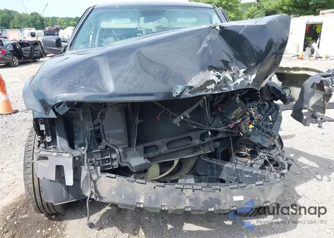 2017 Ram 1500 Express 4X4 5'7 Box z USA, uszkodzony, nr VIN 1C6RR7KT6HS699381